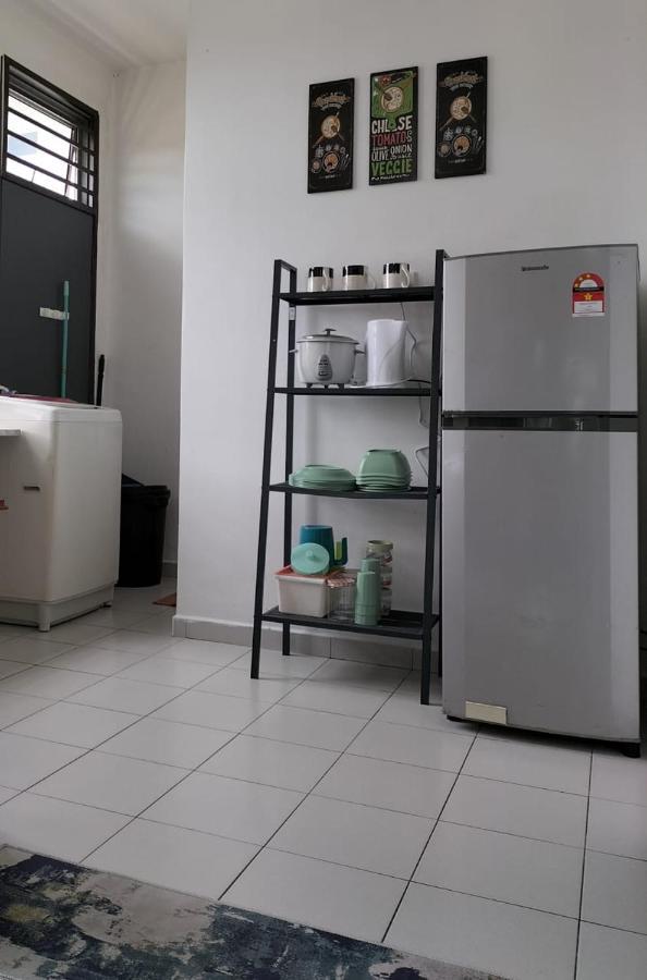 Iris 55 Corner Lot House Spacious Outdoor With Wi-Fi Johor Bahru Exterior foto