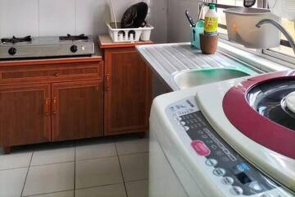 Iris 55 Corner Lot House Spacious Outdoor With Wi-Fi Johor Bahru Exterior foto