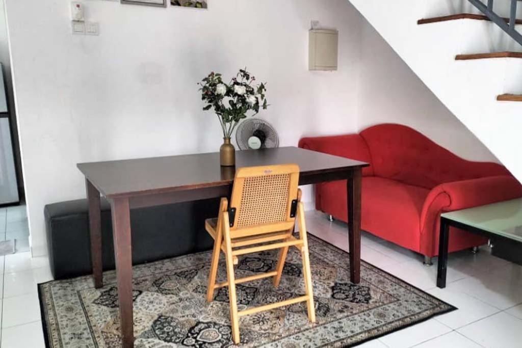 Iris 55 Corner Lot House Spacious Outdoor With Wi-Fi Johor Bahru Exterior foto